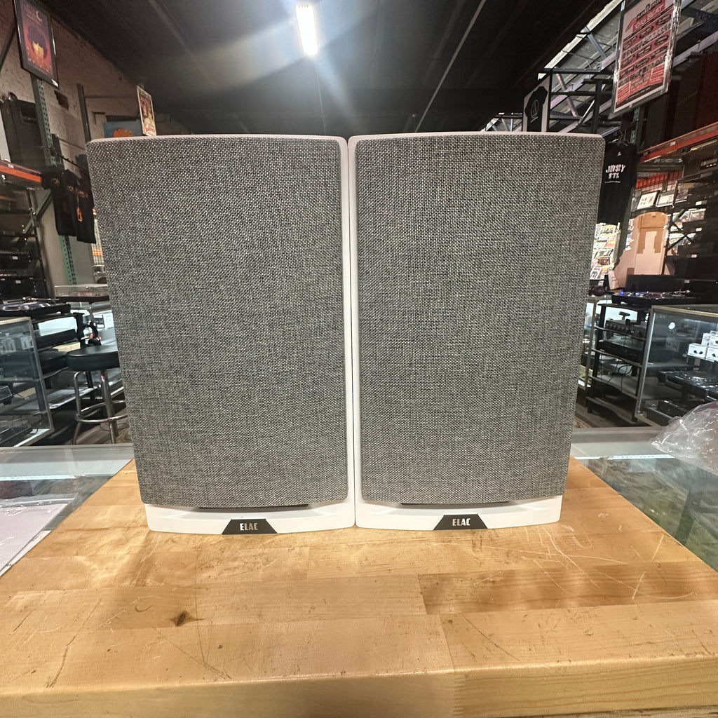 Speakers - Elac Uni-Fi Reference UBR62 Bookshelf Speakers (Pair) with Box