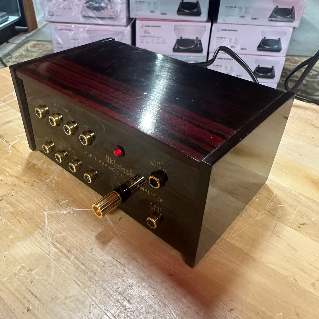 Preamplifier - McIntosh MCP-1 Moving Coil Phono Preamplifier