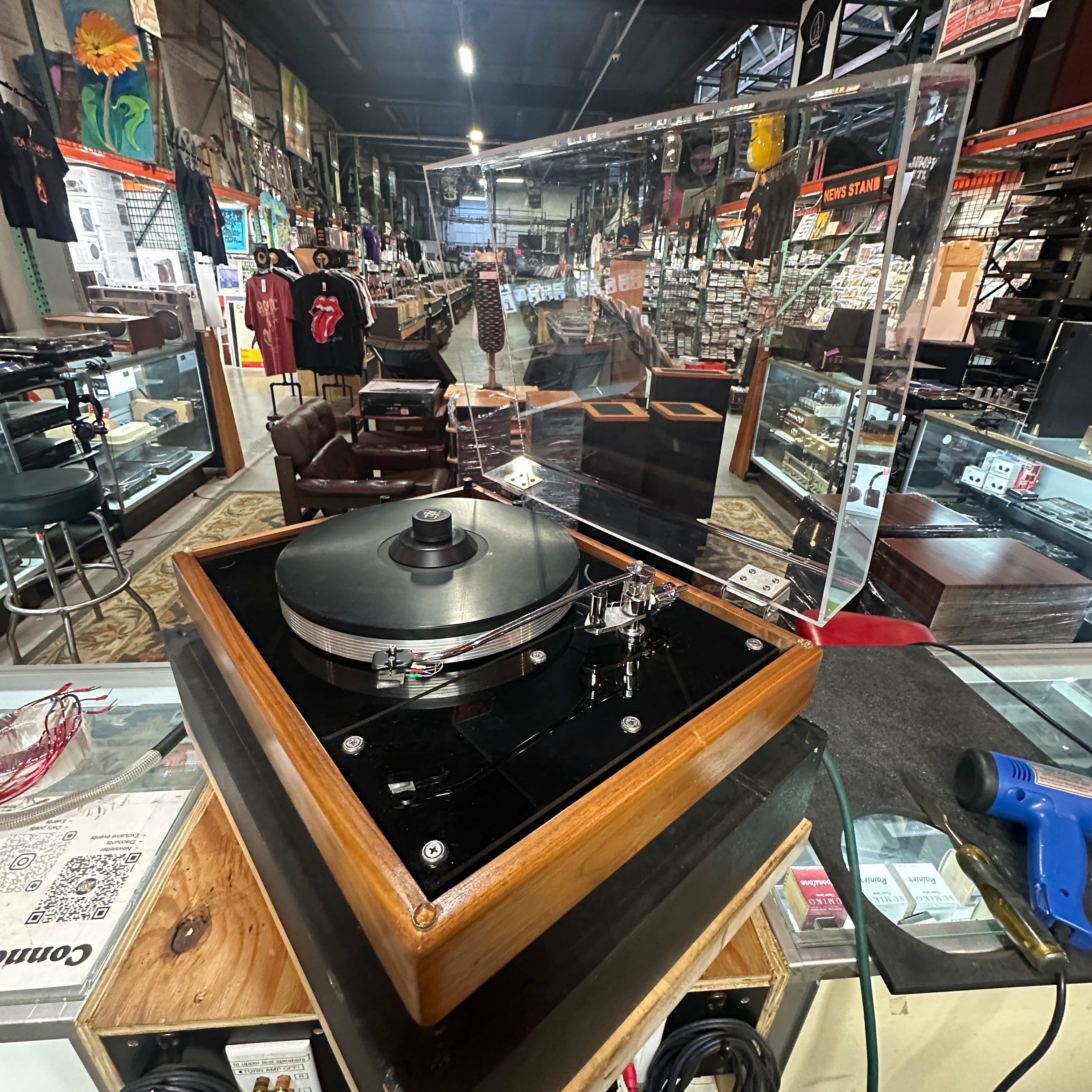 Turntable - VPI HW-19 Mk IV Turntable, Morch DP-8 Tone Arm, Custom Bright Star Audio Black Sand-Filled Plinth