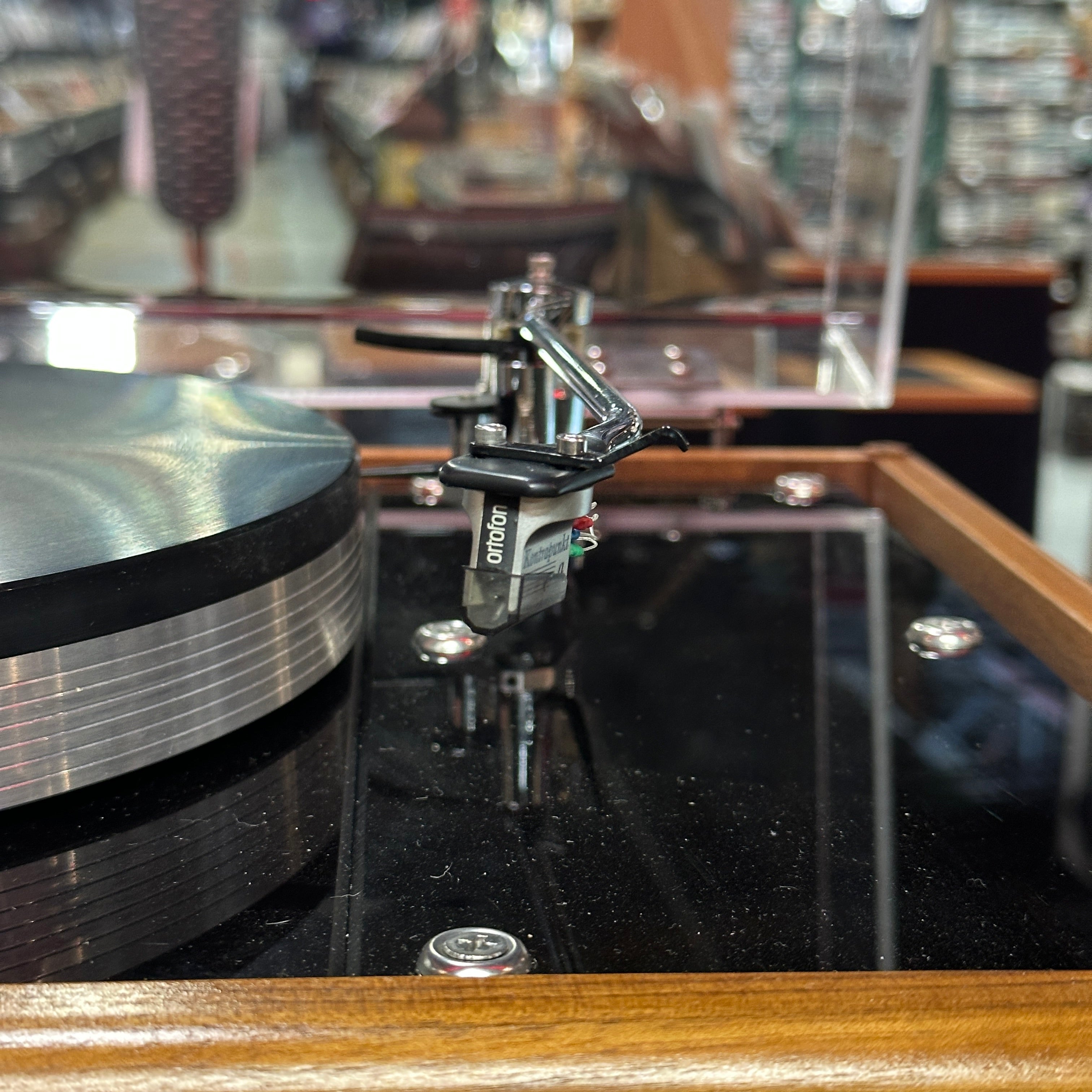 Turntable - VPI HW-19 Mk IV Turntable, Morch DP-8 Tone Arm, Custom Bright Star Audio Black Sand-Filled Plinth