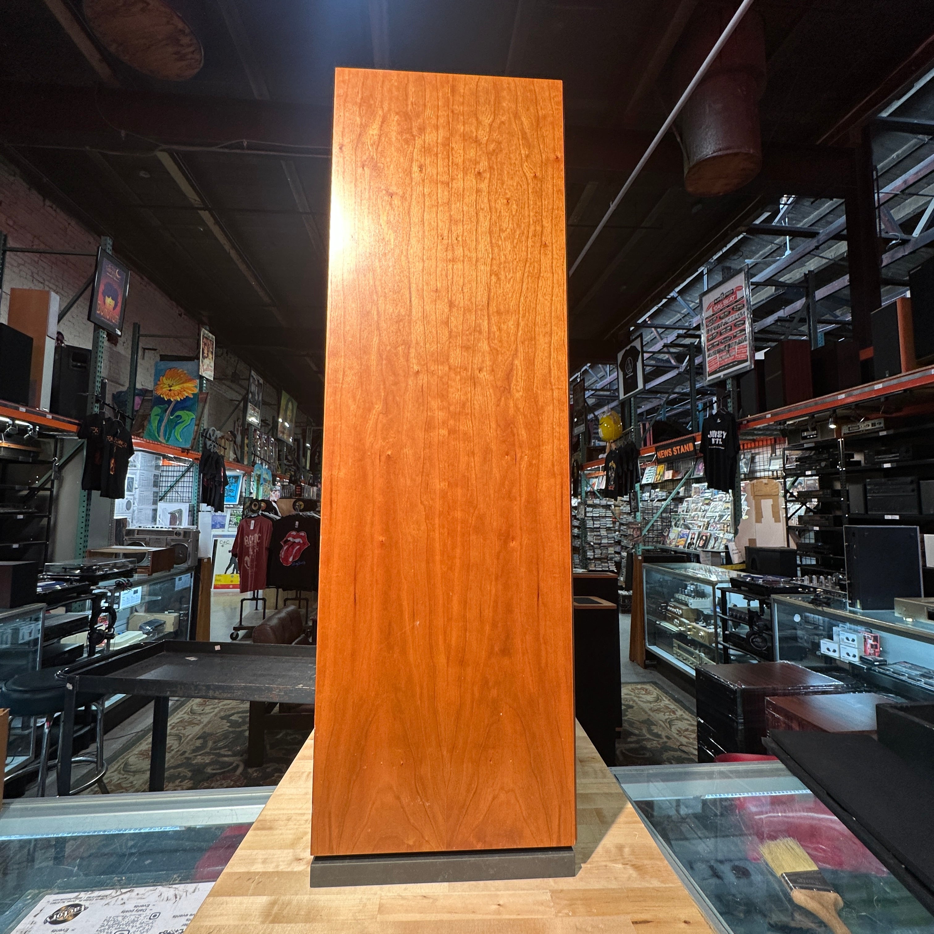 Speakers - Dynaudio Contour 2.8 Floorstanding Speakers 100 - 300 Watts