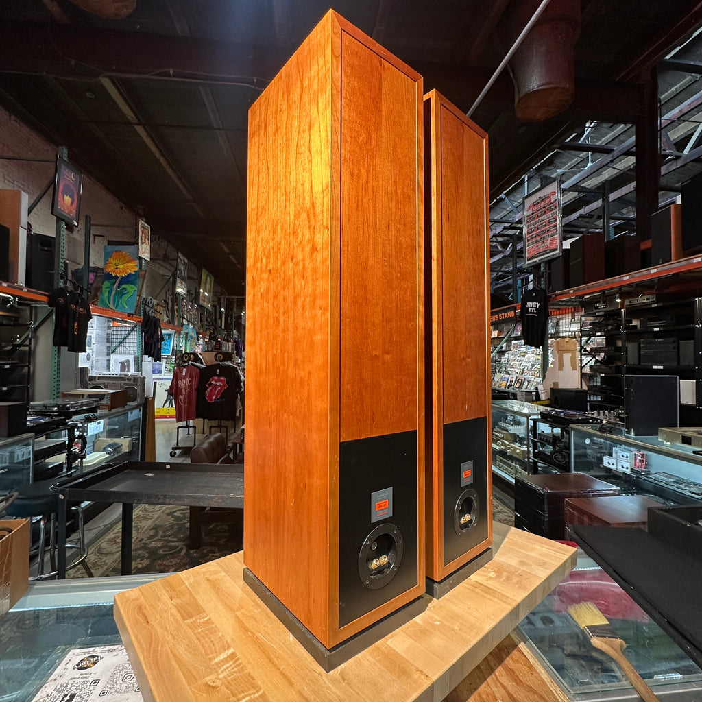 Speakers - Dynaudio Contour 2.8 Floorstanding Speakers 100 - 300 Watts