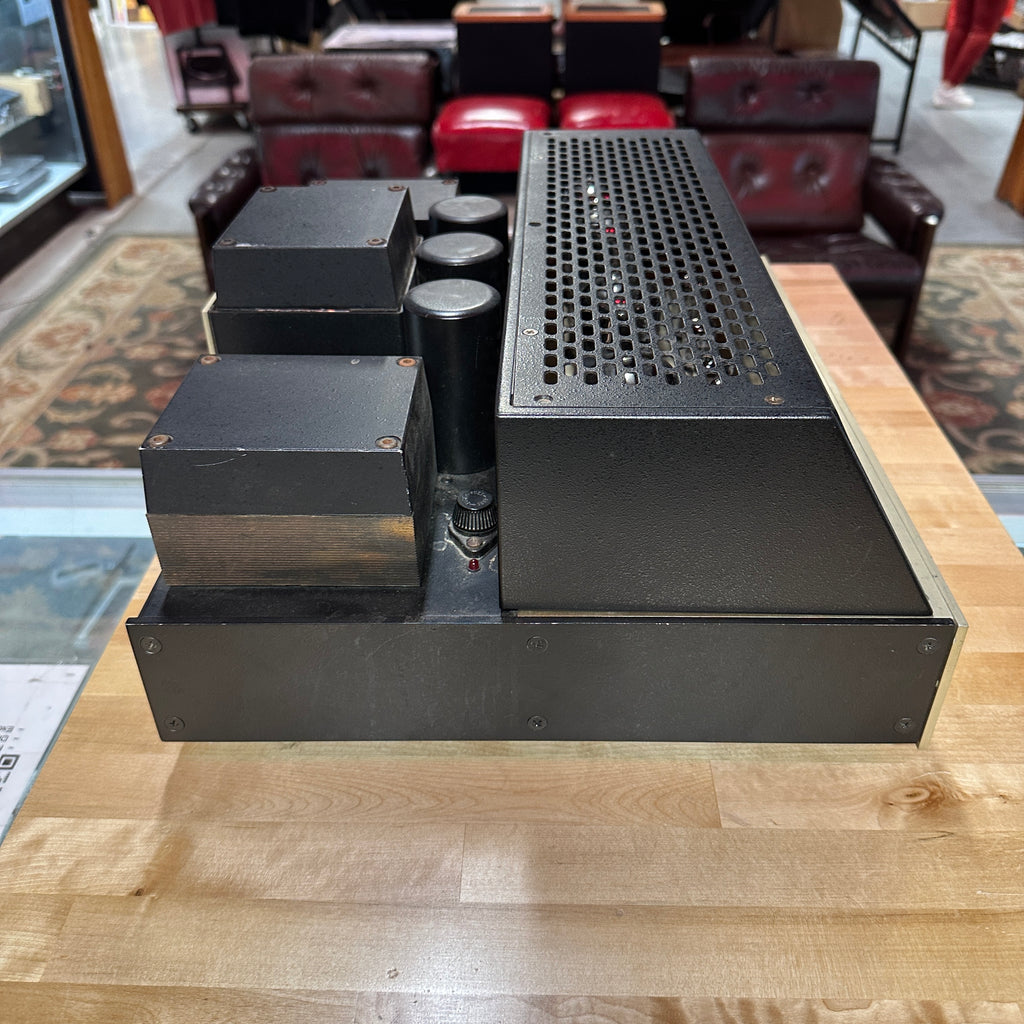 Conrad Johnson Premier Eleven Vacuum Tube Power Amplifier – 70Wpc