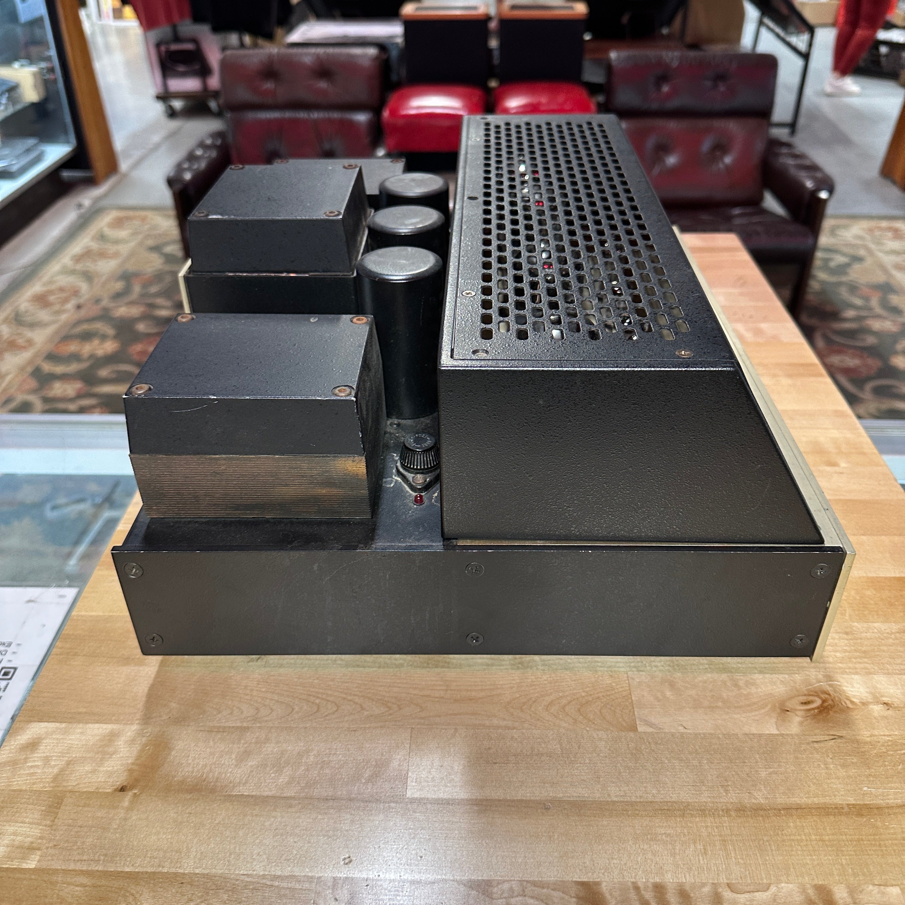 Conrad Johnson Premier Eleven Vacuum Tube Power Amplifier – 70Wpc