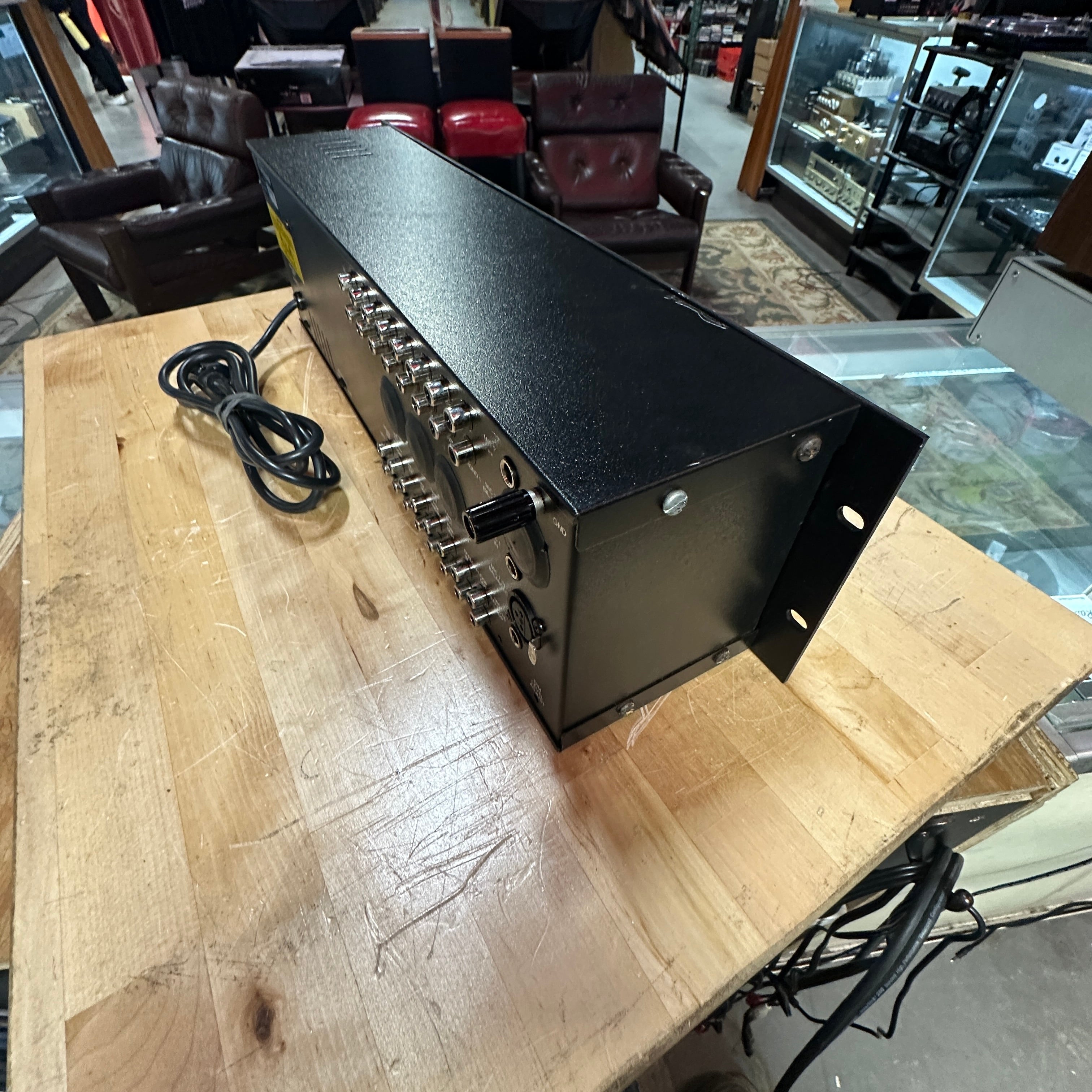 Furman DJM-8 DJ Production Mixer 19" Rackmount