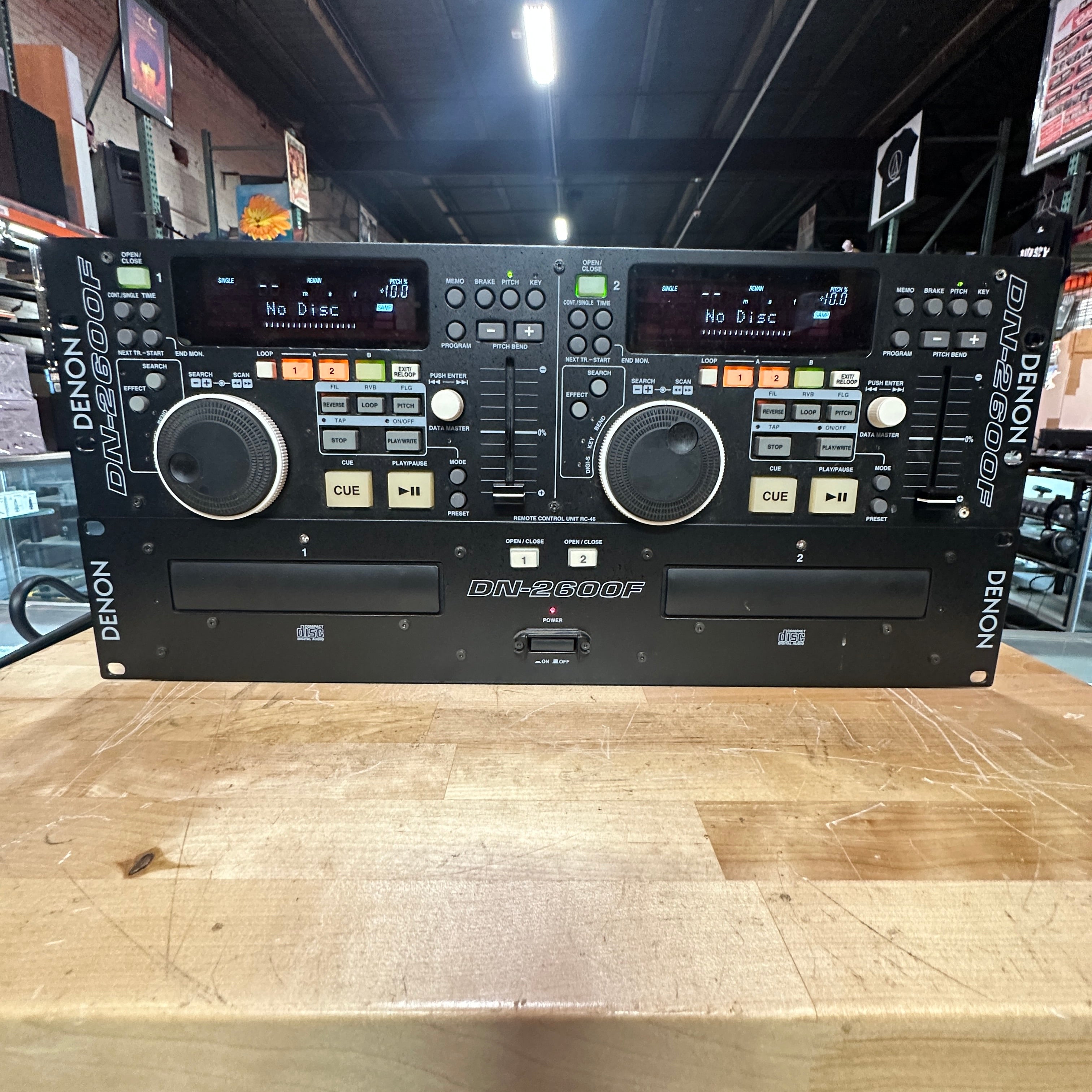 Denon DN-2600F Dual CD Player Controller – Classic Rack Mount DJ