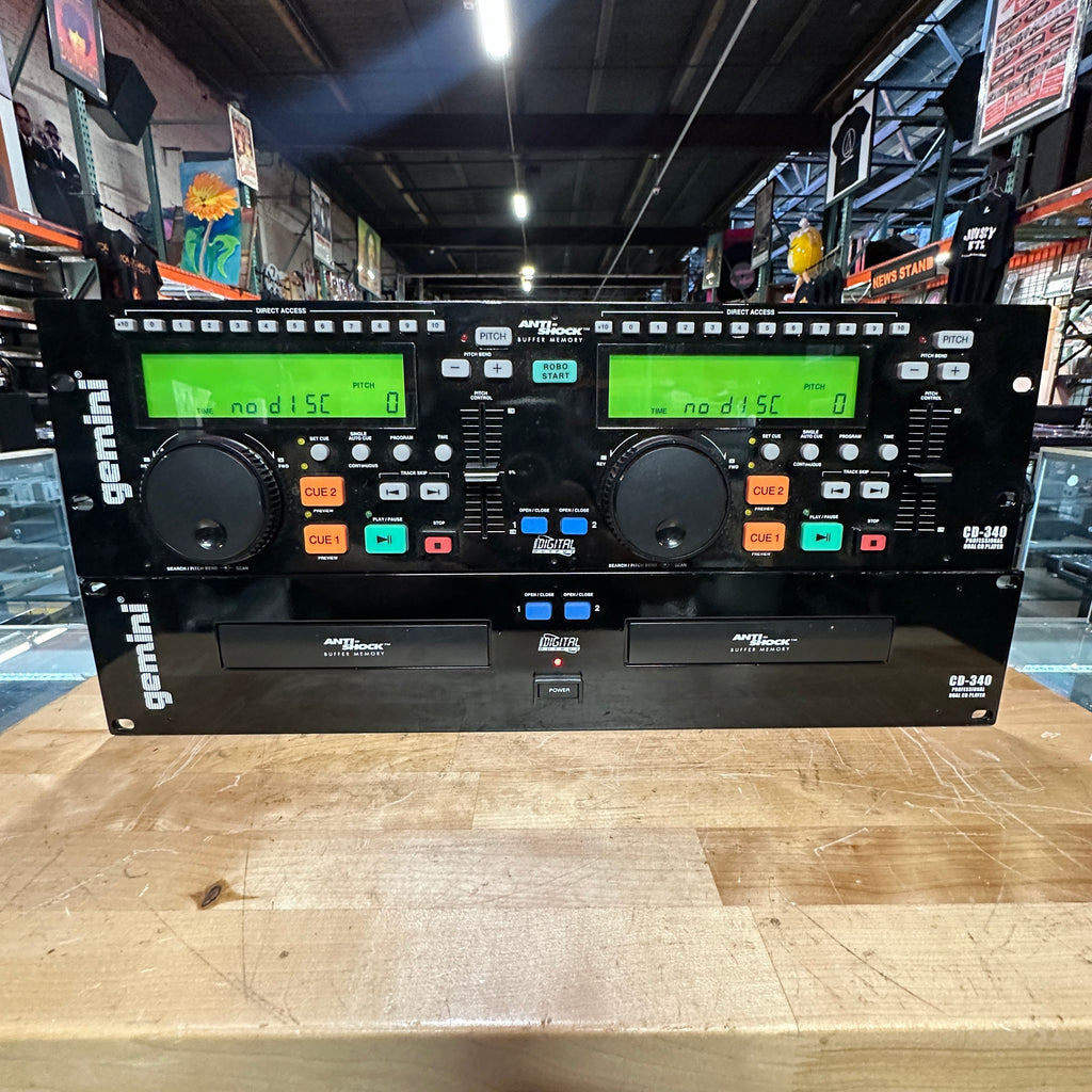 Denon DN-2600F Dual CD Player Controller – Classic Rack Mount DJ