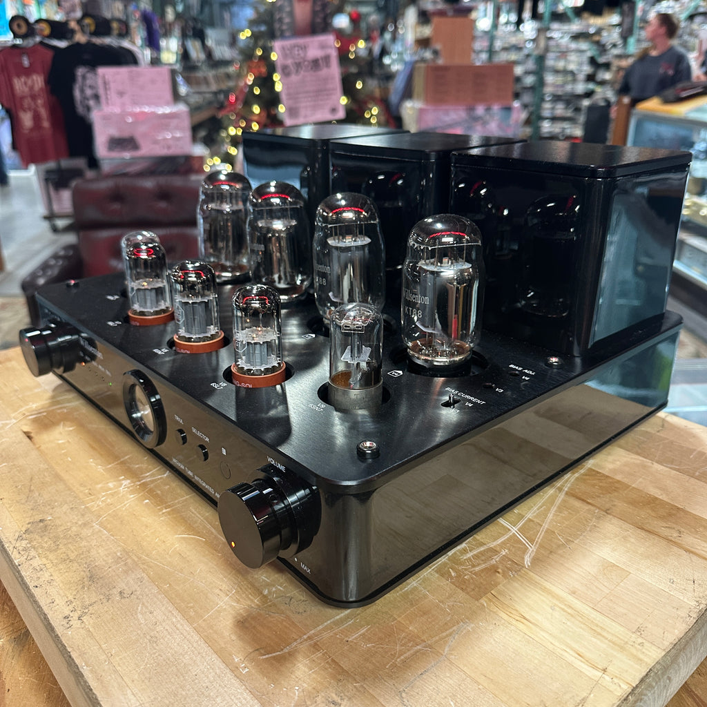 Pre-Owned Tube Amp - Willsenton R8 Vacuum Tube Integrated Amplifier — EXCELLENT CONDITION