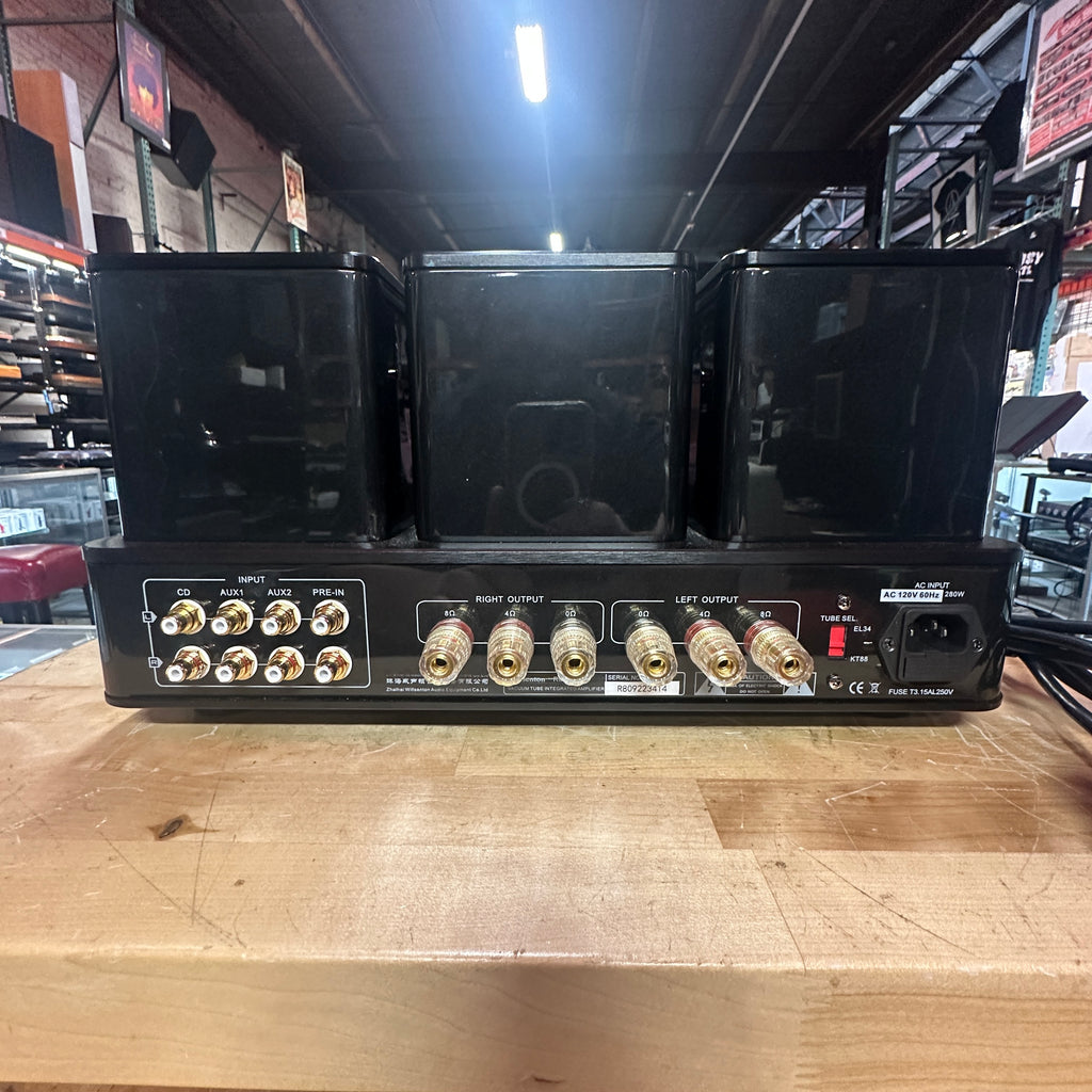 Pre-Owned Tube Amp - Willsenton R8 Vacuum Tube Integrated Amplifier — EXCELLENT CONDITION