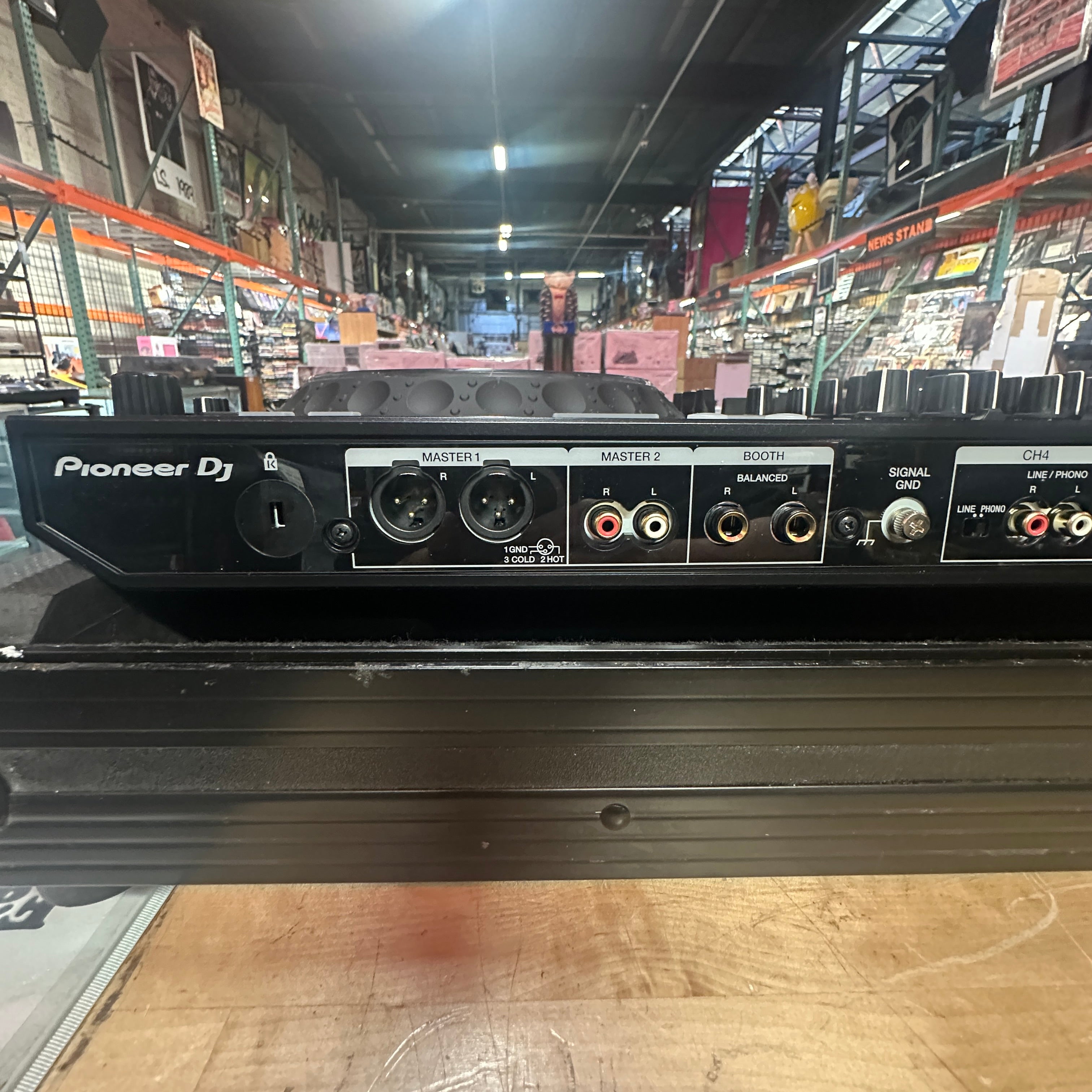 Pioneer DDJ-1000 4-Channel Rekordbox DJ Controller with Odyssey Road Case