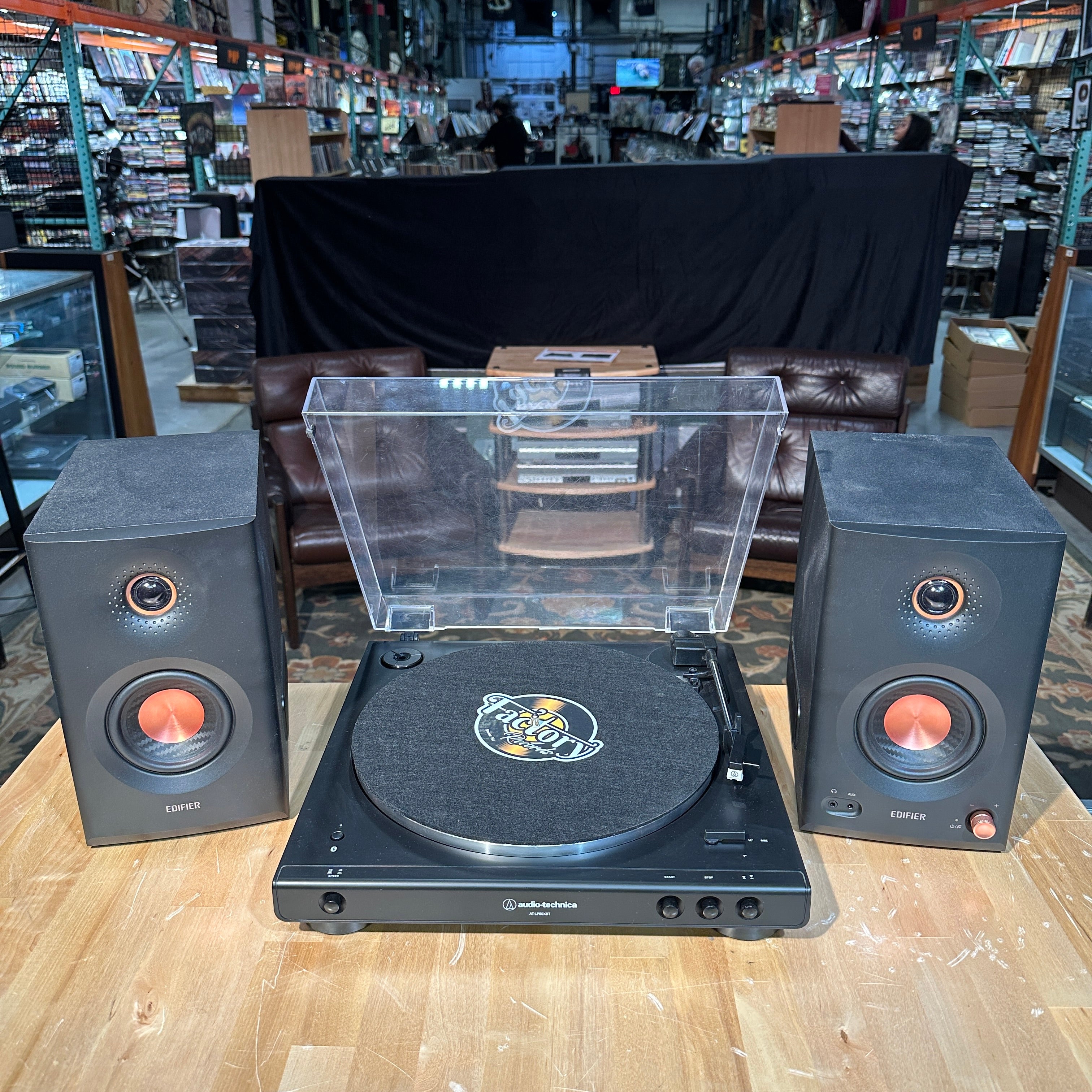 New - Audio Technica AT-LP60X Fully Automatic Belt-Drive Turntable