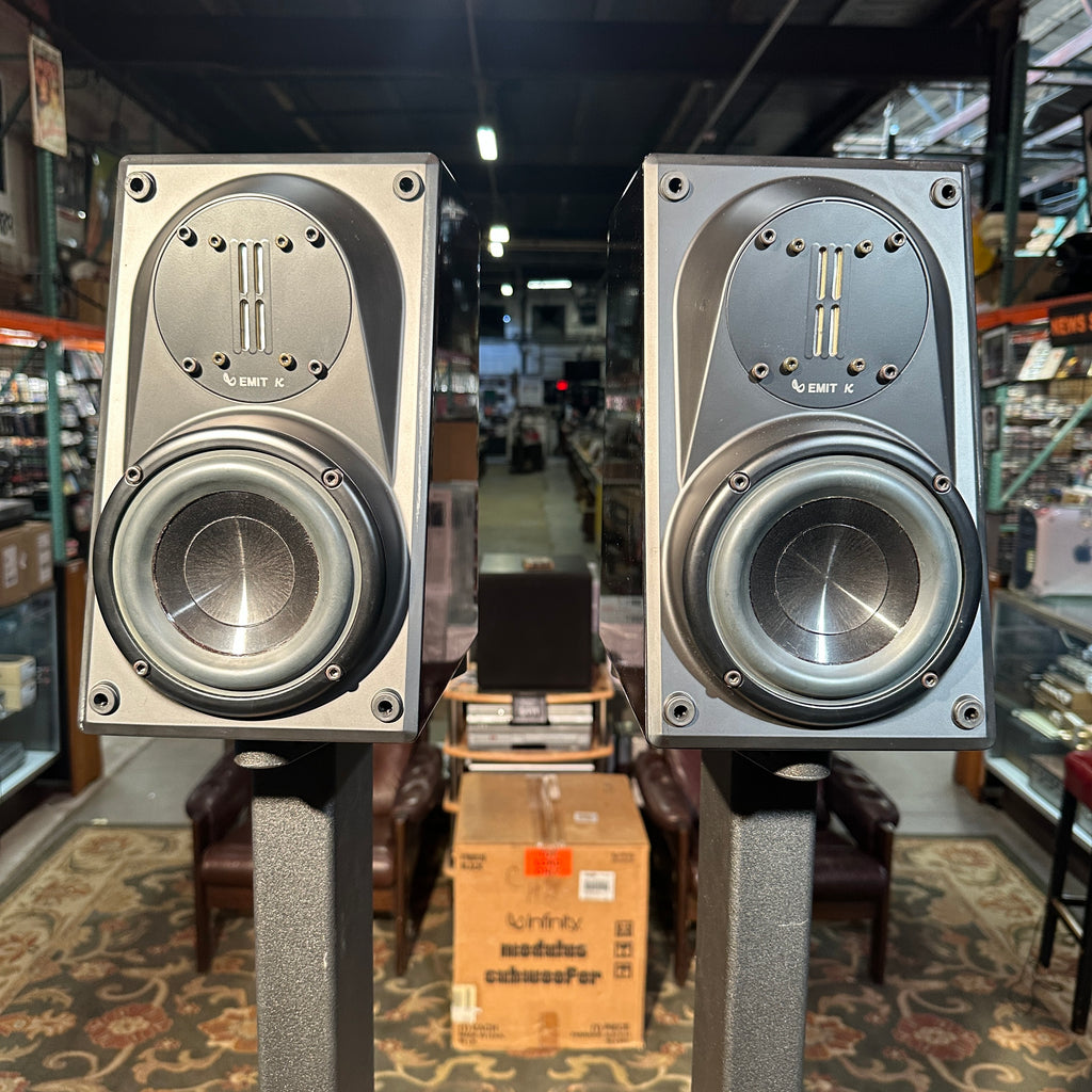 Pre-Owned Pair of Piano Black Infinity Modulus Bookshelf Speaker, Modulus Servo Powered Subwoofer, Control Unit, and Dedicated Stands