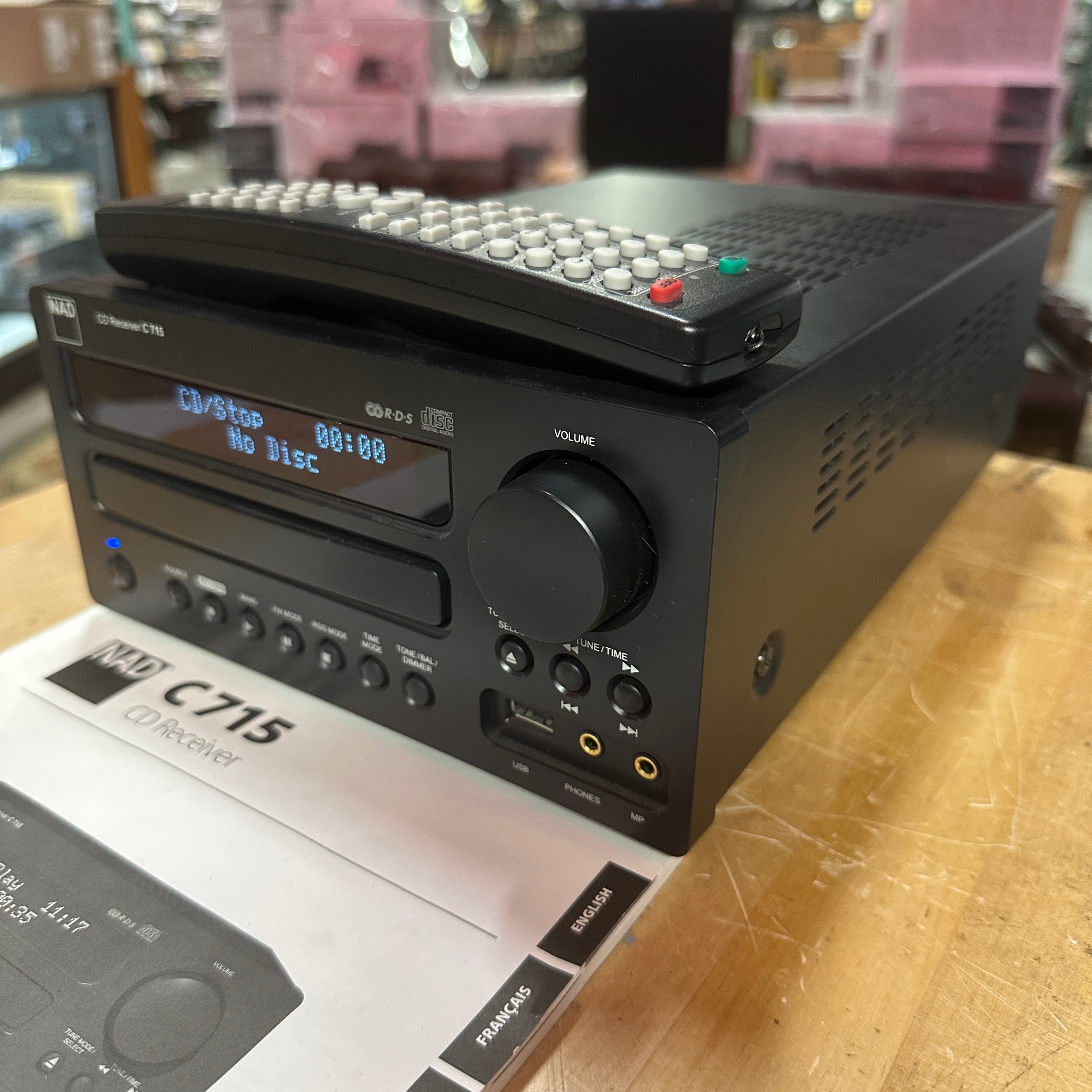 Pre-Owned NAD C 715 CD Receiver – Compact Hi-Fi Stereo Receiver with CD Player & AM/FM Tuner