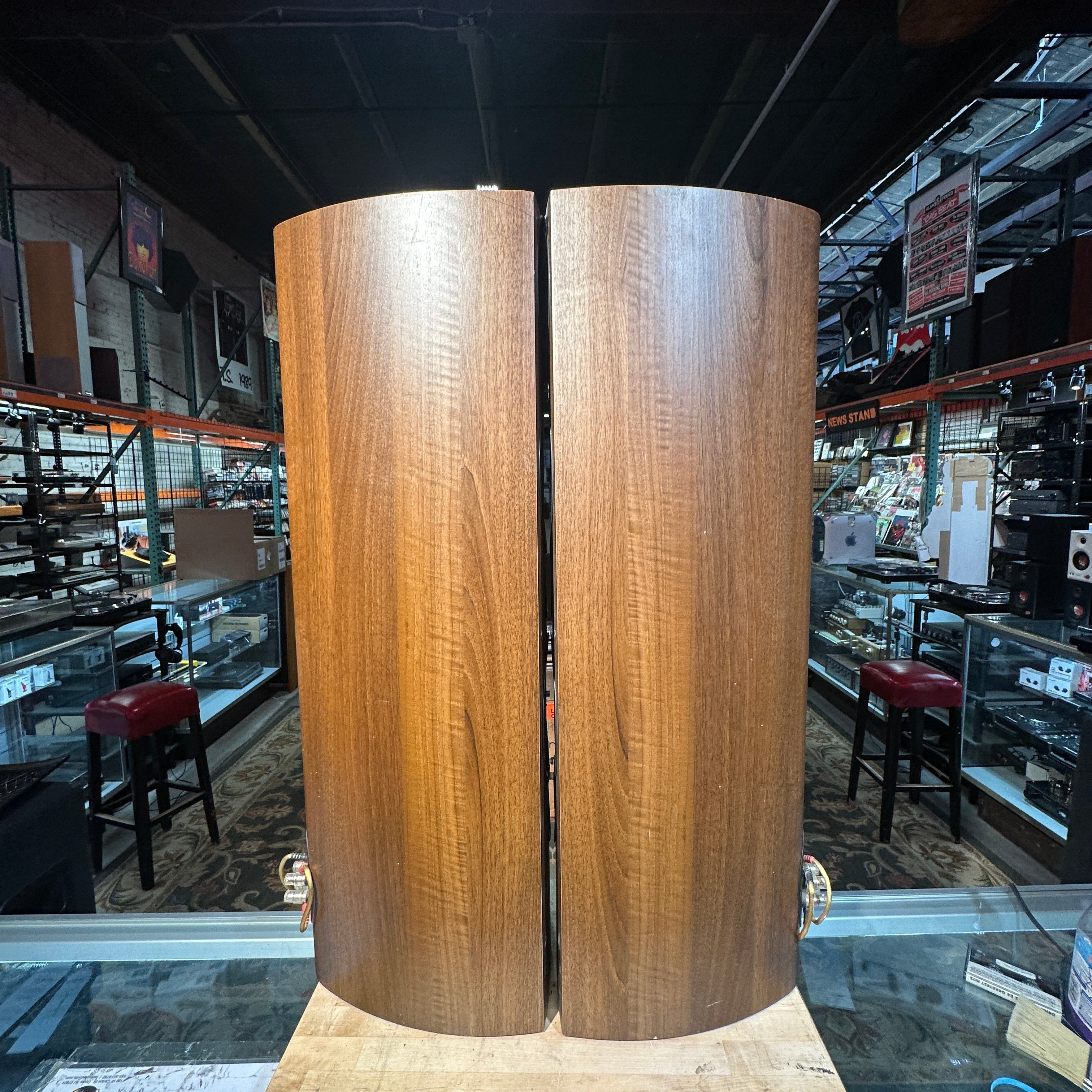 Pre-Owned KEF iQ9 SP3503 Floor Standing Speakers - Audiophile Tower Speakers – Excellent Sound