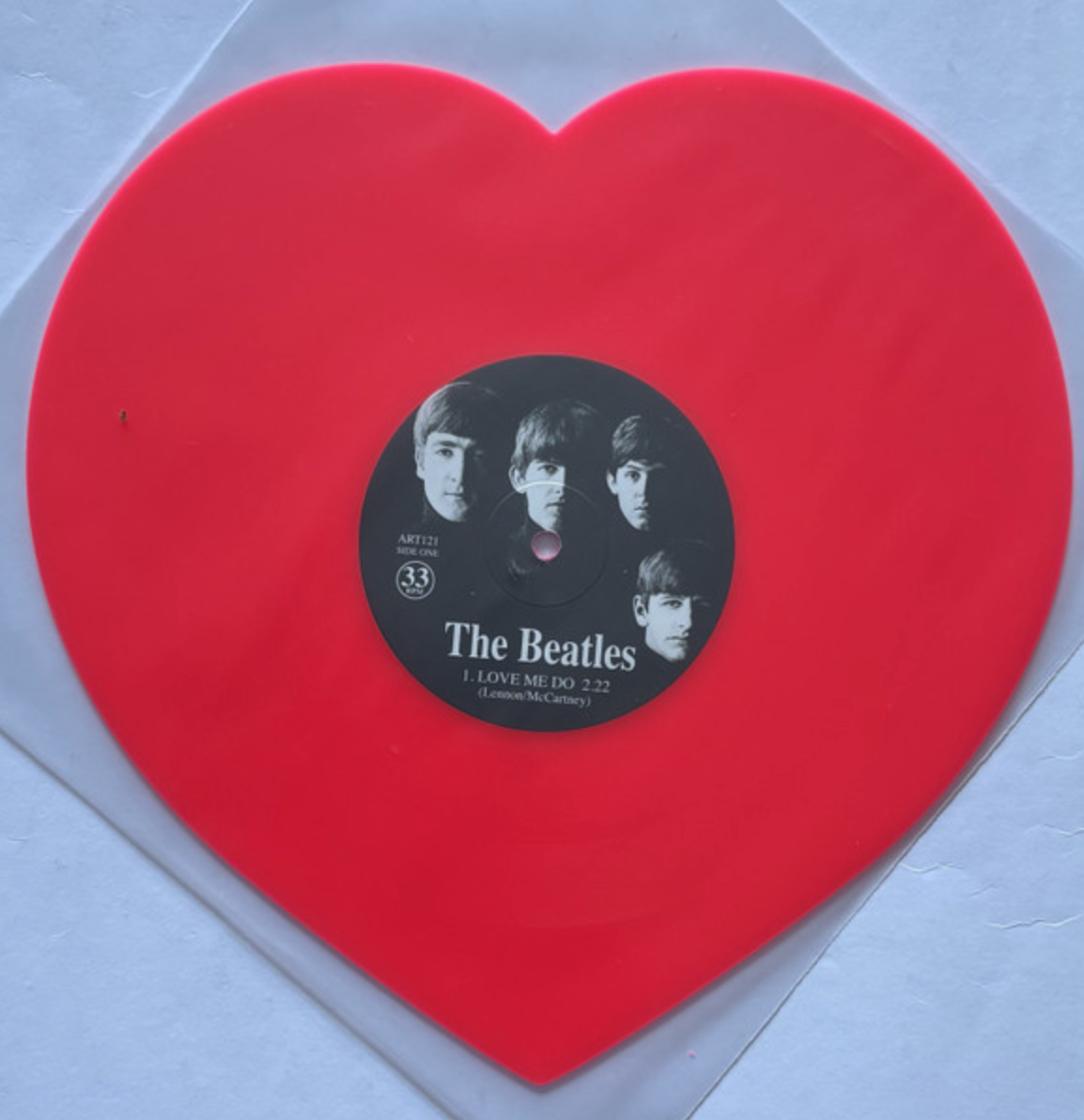 Beatles - Love Me Do (Heart Shaped Vinyl)